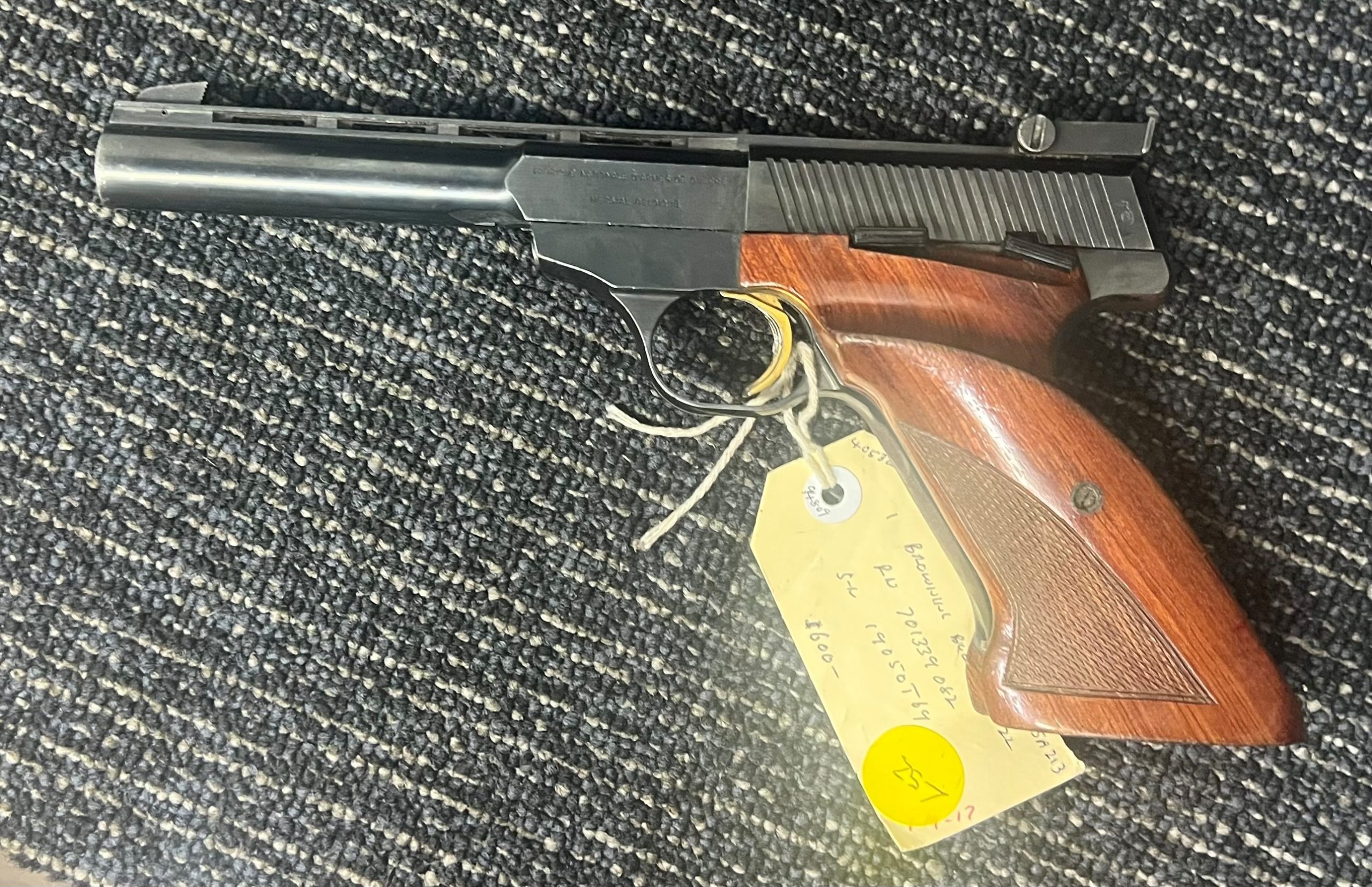 BROWNING BUCKMARK 22 PISTOL